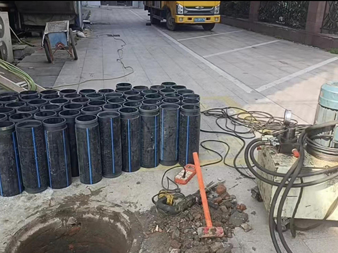 临城镇PE置换管厂家 DN315置换管 非开挖管短管置换